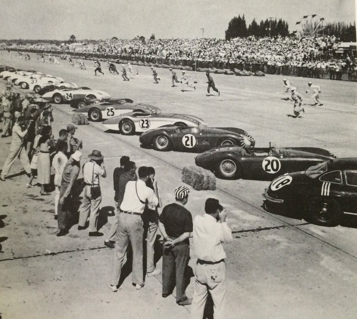 sebringraceway's tweet image. 30 days until the green flag for the 65th #Sebring12... one week until the @IMSA test @sebringraceway #ThrowbackThursday