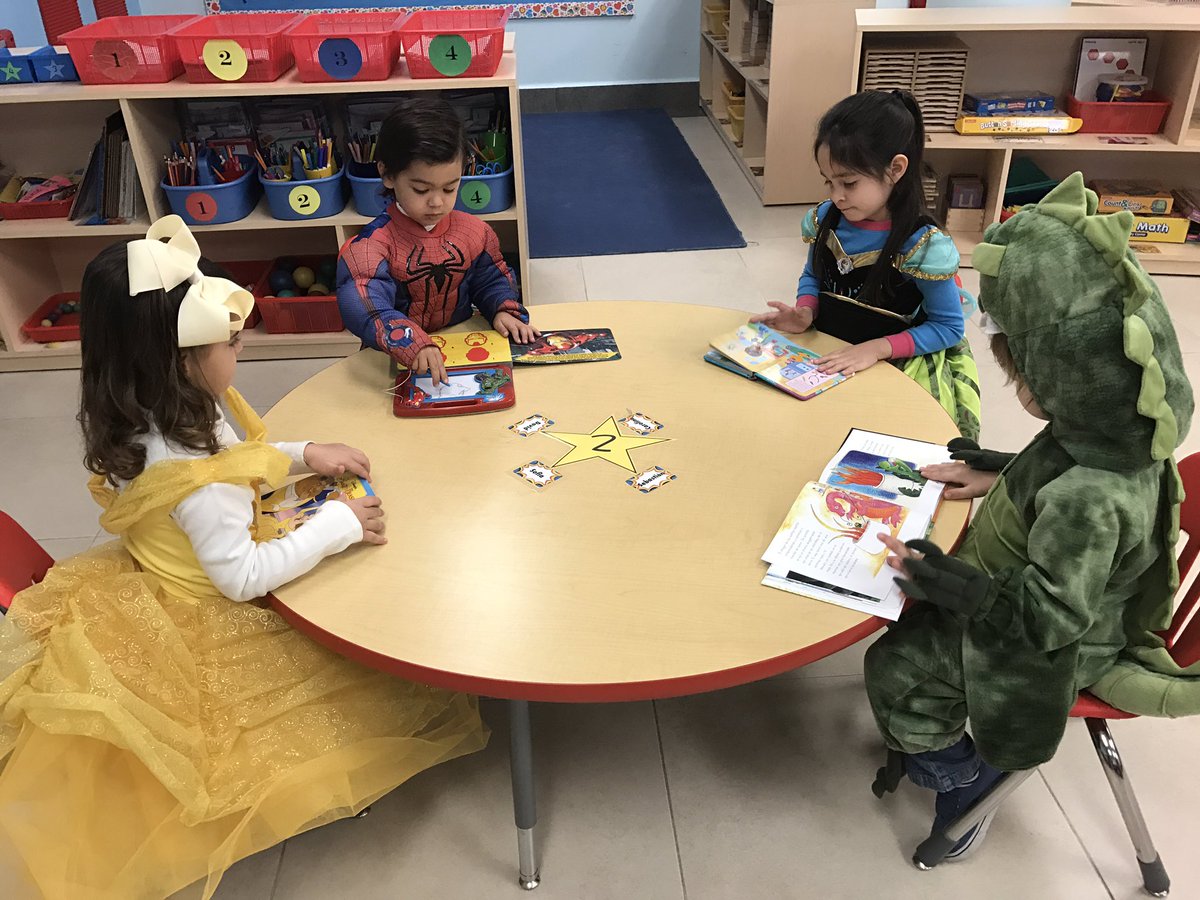 monicage's tweet photo. Celebrating World Read Aloud Day! @ASFMELEM #wrad17 #WRAD #NFASFM https://t.co/0QBMHsyDnL