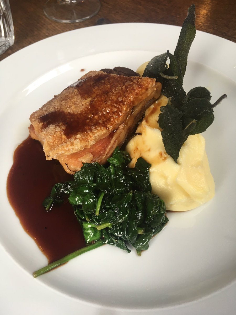 SamLaFoodista's tweet photo. @OrangeButcher taking @SamLaFoodista @CabralSamcabral his 2 meat topsellers for a nice lunch !!! Happy thursday 😃🍽 https://t.co/0GFwOvhQXQ