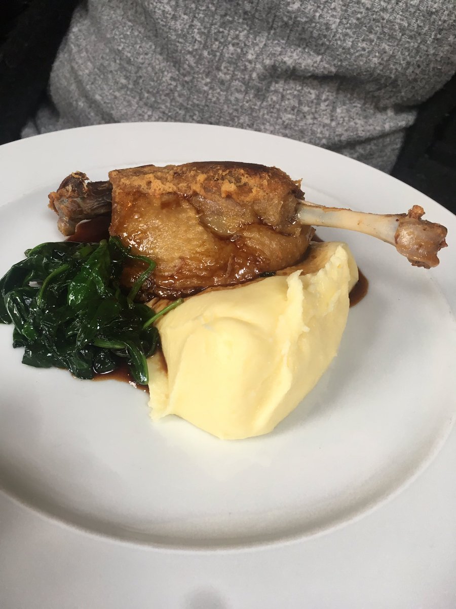 SamLaFoodista's tweet photo. @OrangeButcher taking @SamLaFoodista @CabralSamcabral his 2 meat topsellers for a nice lunch !!! Happy thursday 😃🍽 https://t.co/0GFwOvhQXQ