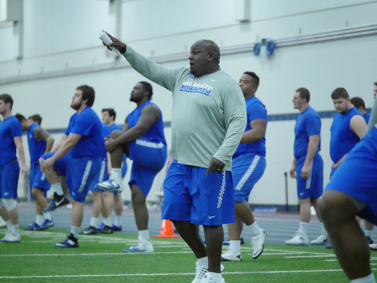 Derrick LeBlanc (@UKFootball)