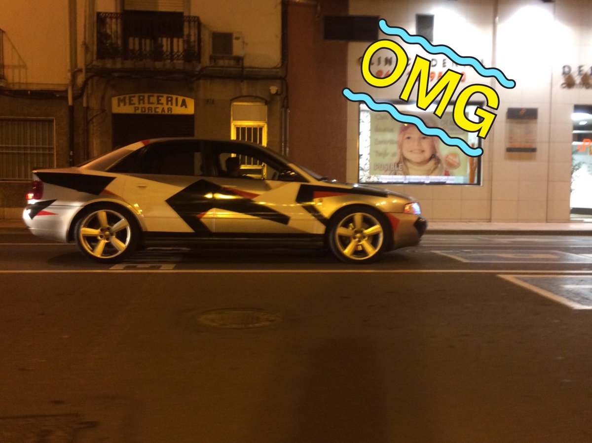 theeplotters's tweet image. La envidia de #MichaelKnight y #Rambo materializada en un coche