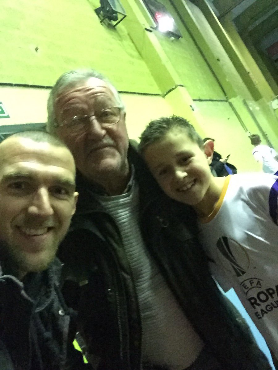 BenjaminLambot1's tweet photo. RSCA-Zenith #EscortPlayer #MerciParrain https://t.co/oQWm2gWTiA