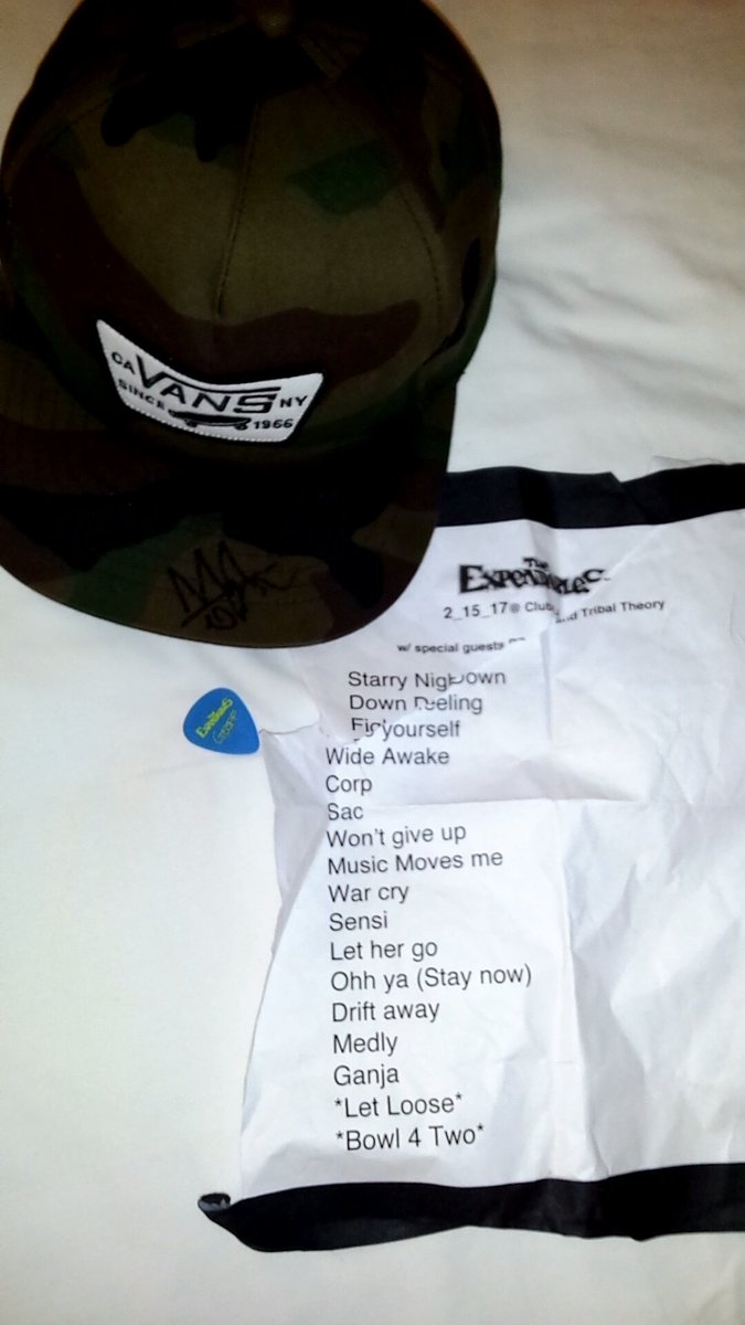 Liddy_7's tweet photo. Thanks for an amazing night! ✌👅@TheExpendables @RDGLDGRN @tribaltheory https://t.co/hqY45XCPQg