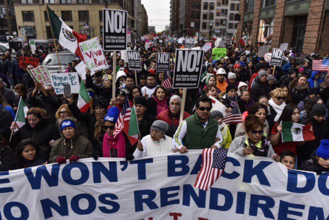 Chicagoist's tweet photo. More Than A Thousand Protesters Are Marching In 'A Day Without Immigrants'
https://t.co/BHDkc6aQJ6 https://t.co/z7GhNCOJe6