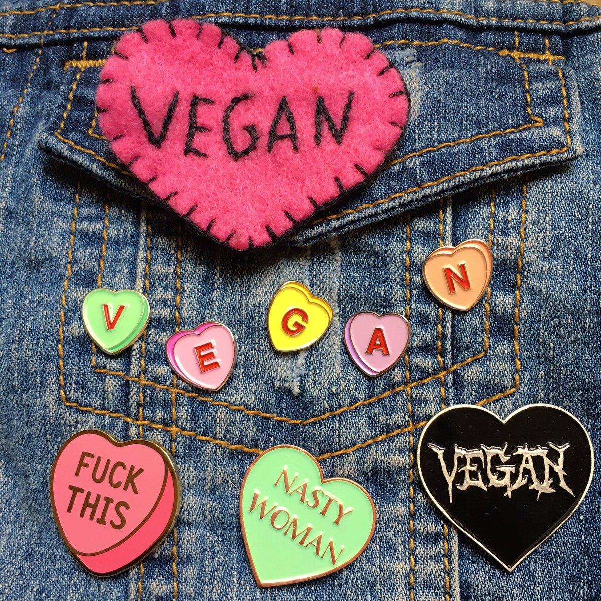 VeganPower_co's tweet photo. Fave Heart Flair this morning 💗💗💗
#vegan #veganpins #veganflair #nastywoman #enamelpins #govegan 💖🤘🏼☕️🤓 https://t.co/L1zgBIMiLV