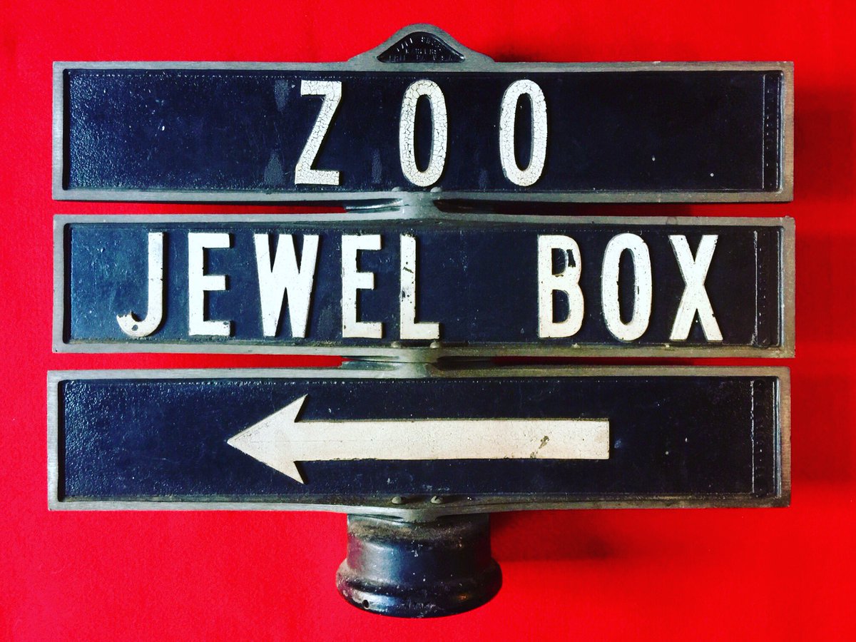 PSleinGallery's tweet photo. #stlstuff #forestpark #forestparkforever #stlouishistory  #stlouiszoo #arrowsign #jewelbox https://t.co/6b77Im4Kw5