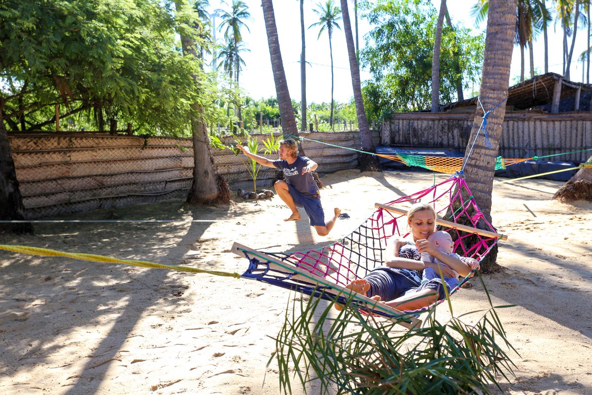 kiteworldwide's tweet image. Find your balance in Sri Lanka: 
buff.ly/2lAyiNv