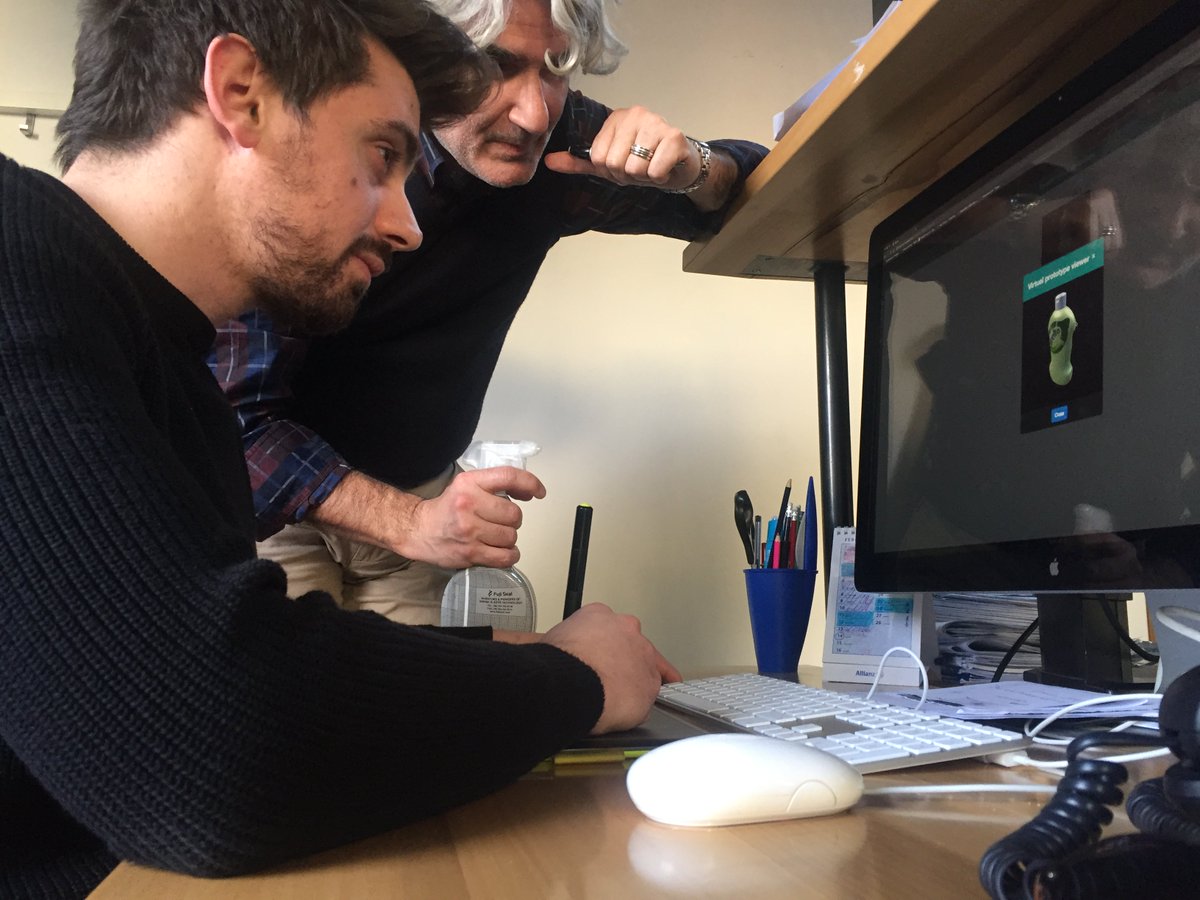 SparkH2020's tweet photo. Testing new SPARK platform! creative industries #sparkH2020 #UX #UI #SPARKplatform #prototype #cocreation #AugmentedReality @EU_H2020 https://t.co/JZtotI7UBz