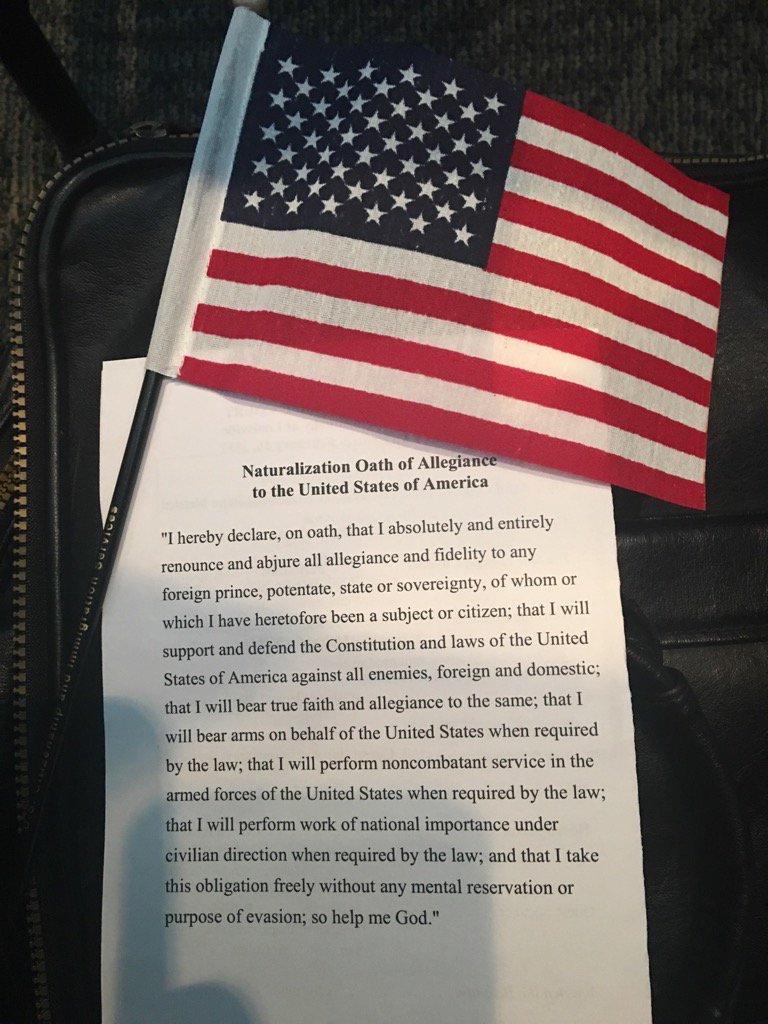 lukasz_obrzut's tweet photo. Muhammad Ali Center with family and friends! Ready to take the Oath and become American Citizen. What a great feeling https://t.co/DpyrMaTbbs