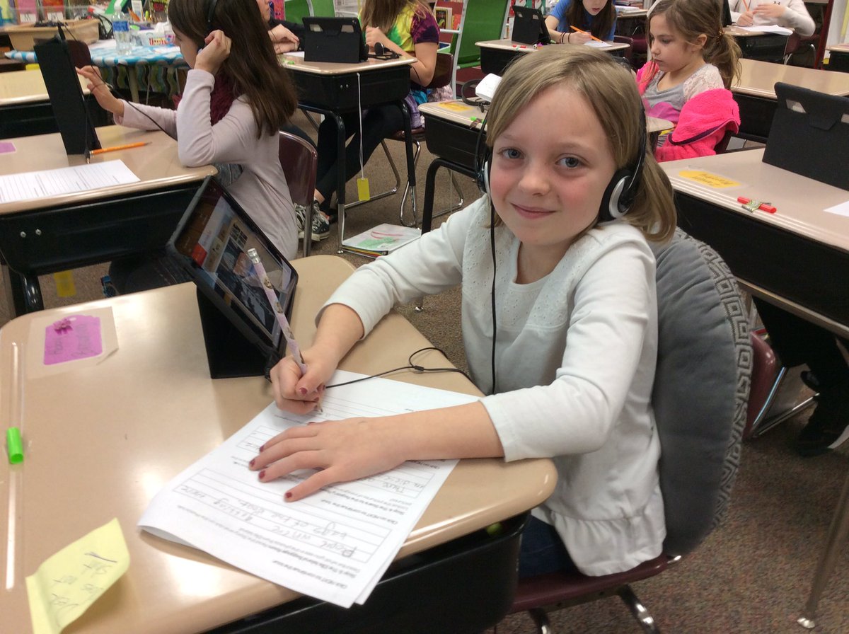 Abby from Mrs. Panschar's class is discovering useful online resources and other iPad tricks! #amplifyCCS <a href="/MohawkTrailsEl/">MohawkTrailsElem</a> <a href="/MTECoach/">Shirley Morton</a>