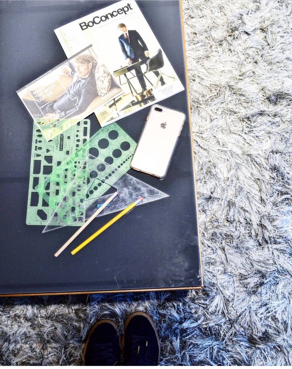 Tools of the trade 👌
.
Take advantage of our free in-home consultations and 10% off $5000 this month!