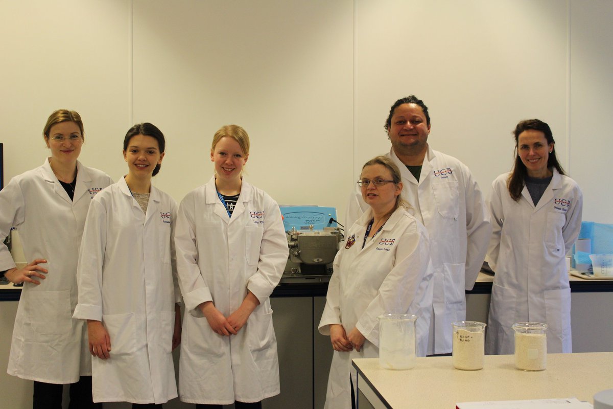 UCBfoodcourses's tweet image. Science Club has started! Investigating different flours to create a healthier loaf #CulinaryScience supervised by Drs Gostin and Lovatt.