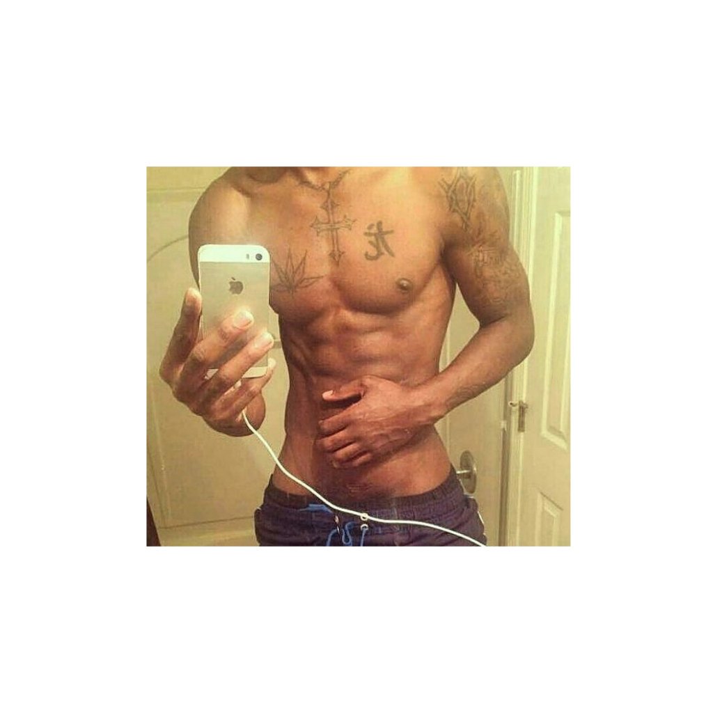 Nathan31779694's tweet photo. My body #sixpack #teen #fit #fitness https://t.co/WeInNQScuh