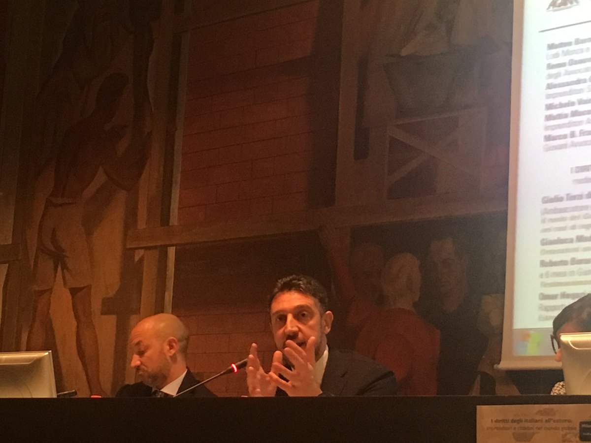 Professionisti&amp;imprenditori Aconfronto:gruppi giovani nel mondo <a href="/GGIAssolombarda/">G.G.I. Assolombarda</a> <a href="/TwittAGAM/">AGAM</a> <a href="/mattiamacellari/">Mattia Macellari</a> <a href="/alfredoserra11/">Alfredo Serra</a> <a href="/ANCEgiovaniMI/">ANCEgiovaniMILANO</a>