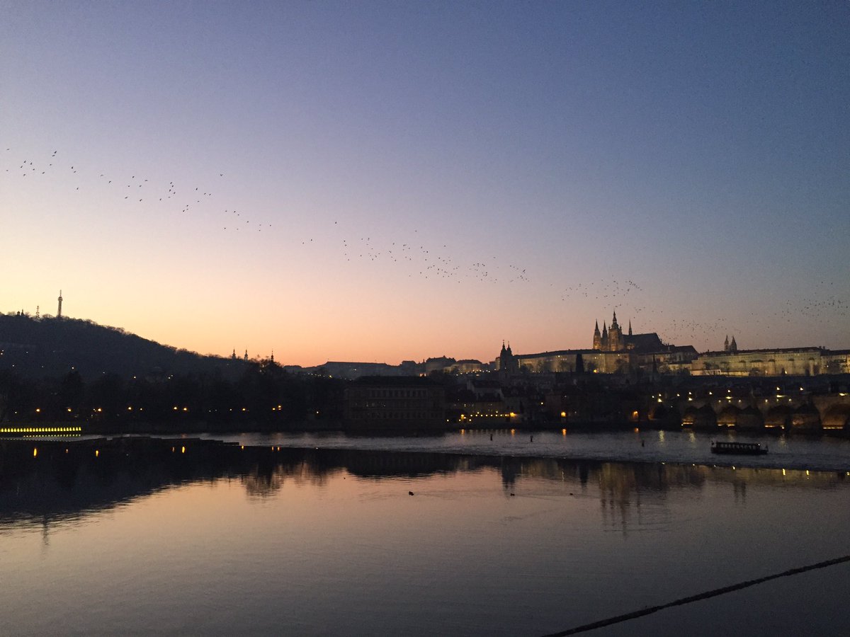 CreativeBlocs's tweet image. Coming back from Prague. #prague heading back to States from London.
