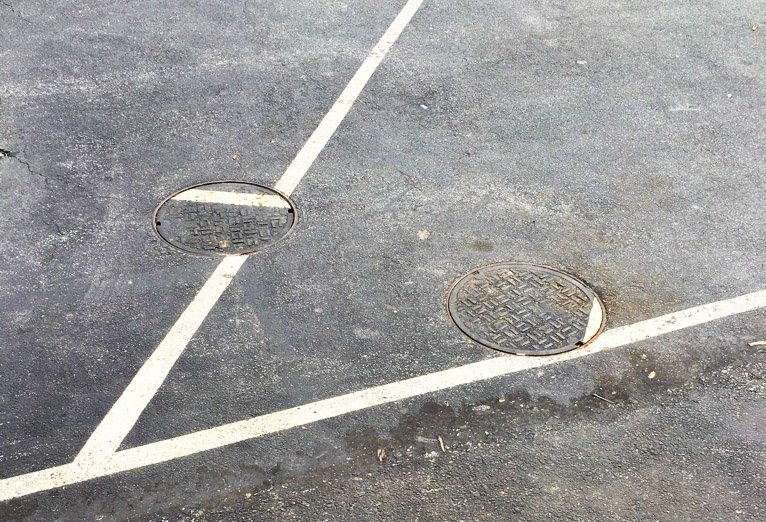 MatPatGT's tweet image. If video games have taught me anything, rotating these will unlock the next room.