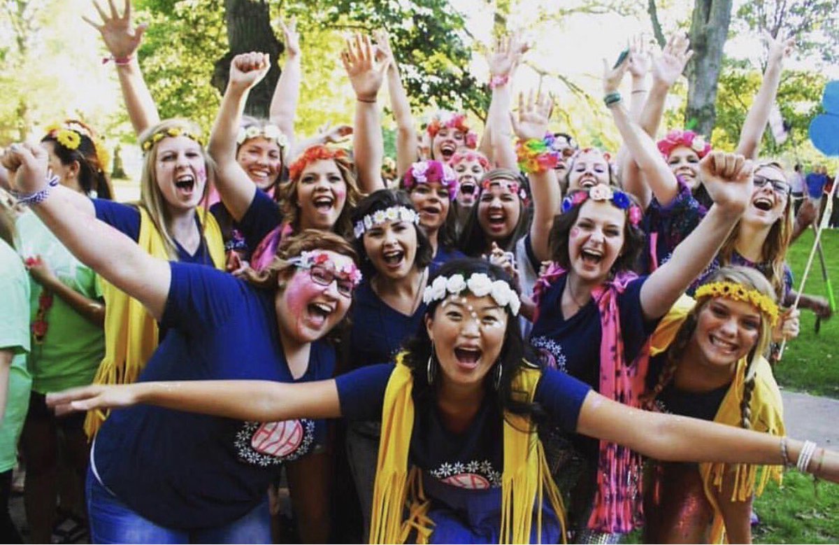 Today is BID DAY! We are excited to welcome new members into Alpha Sigma Alpha at Bryant University this evening ✨👑💕 #liveASA #ASAatBryant