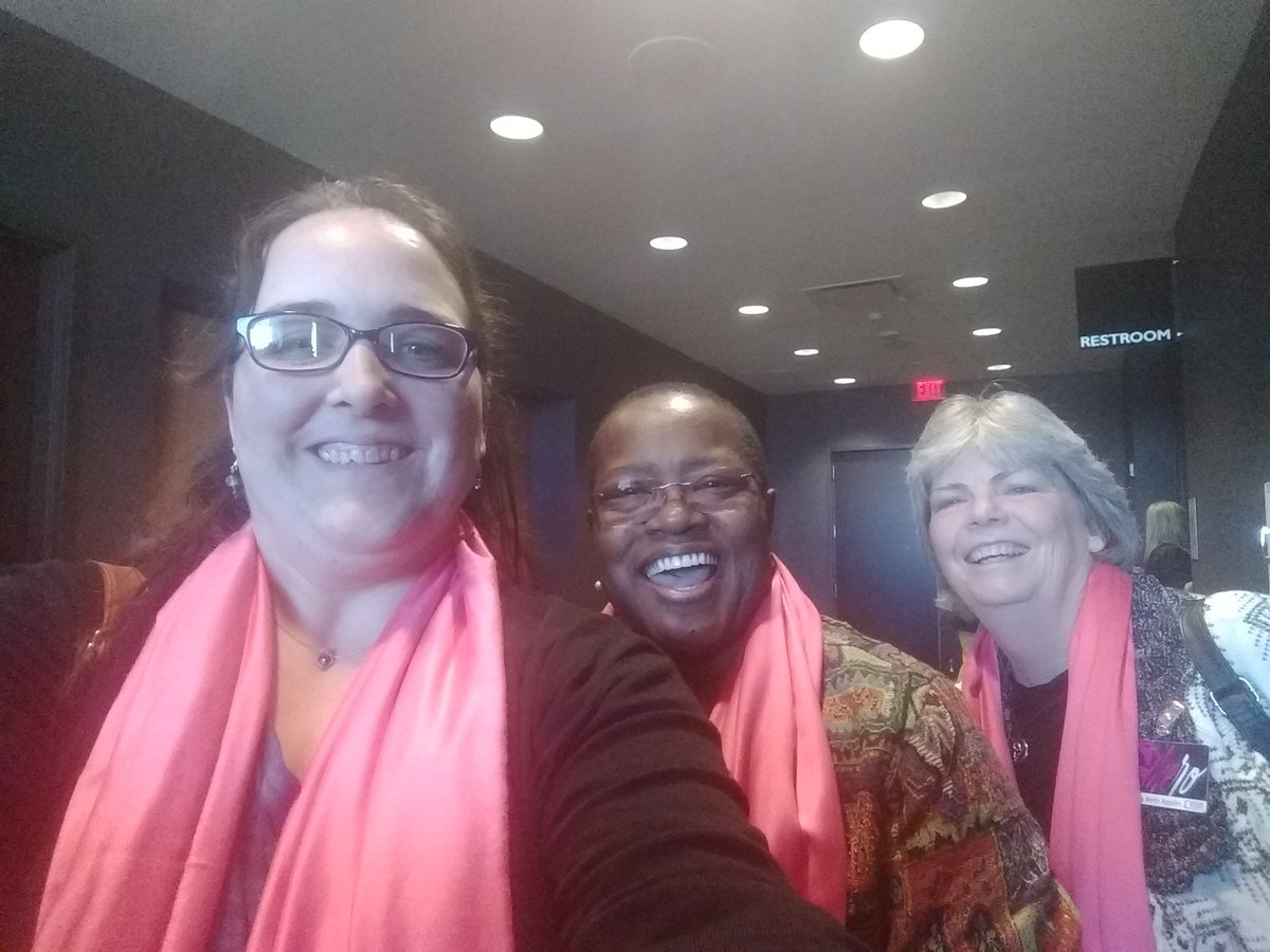 SybylStringer's tweet photo. #HindsCC librarians are #Sheroes #WHEMNatJSU https://t.co/KPDZMkXvZh