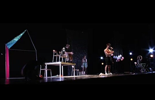 alba__loureiro's tweet photo. Hoy ÚLTIMA FUNCIÓN del mes! No os quedéis sin conocer a la familia lagarto.
20:30h en @umbralprimavera 
#LaPielDelLagarto @pedrocasasm https://t.co/OSQ6WYK8zW