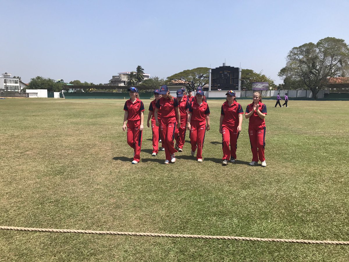 cricketwales_wg's tweet image. Wales bowl Colts Ladies out for 199. @CerysHafThomas pick of the bowlers with 4 for 28 and @ellakreed  1 for 17. #IntenseHeat #Effort