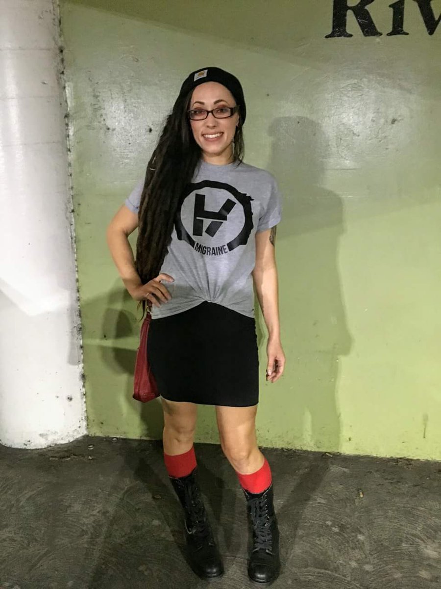 Celebrated Valentine's Day early at the <a href="/twentyonepilots/">twenty one pilots</a> concert Saturday night!!! #twentyonepilots #sacramento #dabgirl #dab_girl