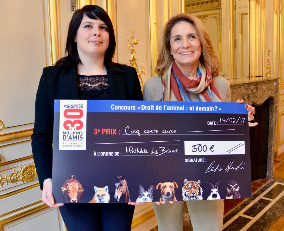 30millionsdamis's tweet photo. Avec la nlle génération de juristes sensibles au #StatutJuridiqueAnimal à l'occasion du concours #30millionsdamis 👉 https://t.co/aQLDrPaV4I https://t.co/oV1ktxSFRn