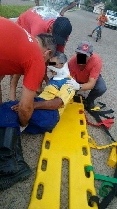 oggie272's tweet image. Aw, bless them. Another reason to #Ditchthecollar ey @ketaminh @keatingteam1