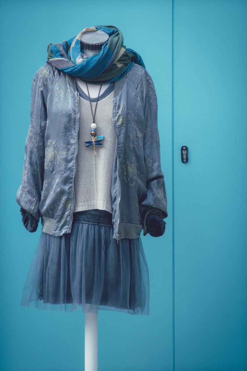 Blue Thursday,... #moda #malaga #fashion #blog #outfit #blogger #fashionblogger