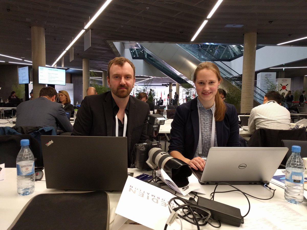 andreasdyck's tweet photo. Für den @gabonn berichten @SabrinaBauerBN viele weitere Kollegen und ich live vom #G20Bonn aus dem WCCB: https://t.co/Ww98rdIXG4 https://t.co/uEXj9OEti5