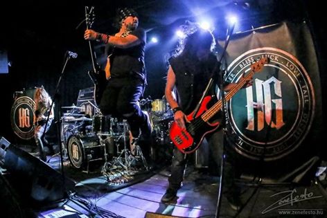 ArtGatesRecords's tweet photo. Today @hollywdgroupies supporting @DoyleAbominator in Vienna. Viper Room!!!
#Fromashestolight #Hollywoodgroupies #AGR https://t.co/exruX94IED