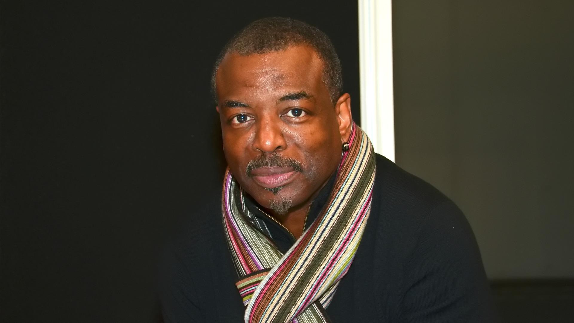 Happy 59th Birthday to Mr. LeVar Burton. An American actor, presenter, director, and author. 