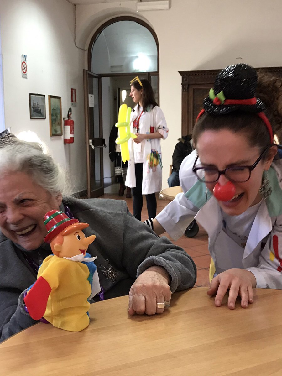 LuciadErrico70's tweet photo. @Teniamocixmano dai nonnini di s.balbina ci hanno detto :" È UN BELLISSIMO POMERIGGIO meglio anche del giorno della befana.tornate presto"!🤡 https://t.co/dETTKVoAgy