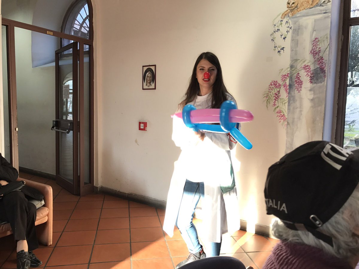 LuciadErrico70's tweet photo. @Teniamocixmano dai nonnini di s.balbina ci hanno detto :" È UN BELLISSIMO POMERIGGIO meglio anche del giorno della befana.tornate presto"!🤡 https://t.co/dETTKVoAgy