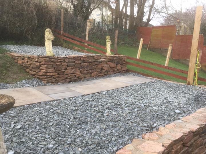 RobsLandscape's tweet image. Just completed Cornish stone walking #PlymouthHour #Garden #landscape #Naturalpaving #cornwall