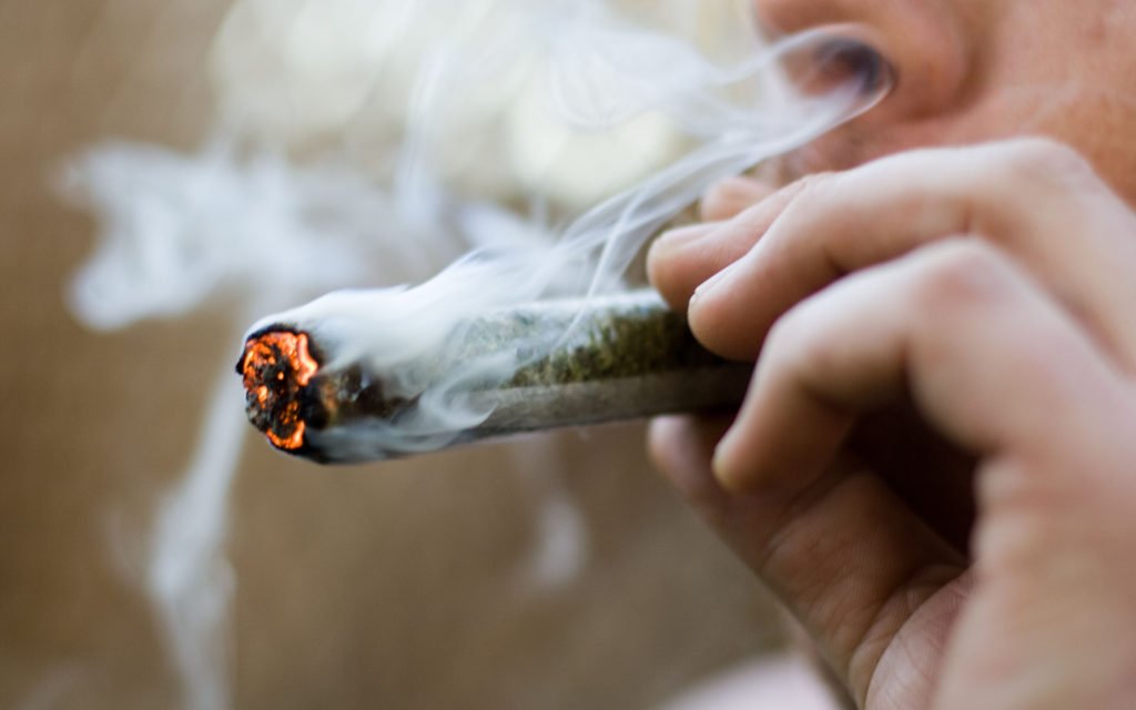 HIGH_TIMES_Mag's tweet photo. Colorado Warms to Pot Clubs, Despite Federal Uncertainty. https://t.co/M4vCEPoocy https://t.co/RidlMRNcoX