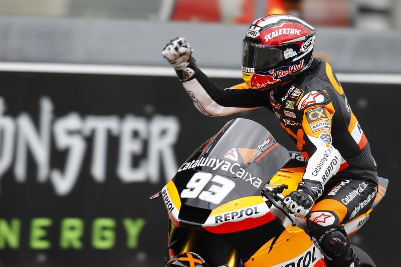 es_Motorsport's tweet photo. #Brembo y @marcmarquez93, 7 años y 5 títulos mundiales evolucionando #frenos https://t.co/vtuvusPiJt
#MotoGP #MM93 @BremboBrakes https://t.co/jrZ8FqSiSc