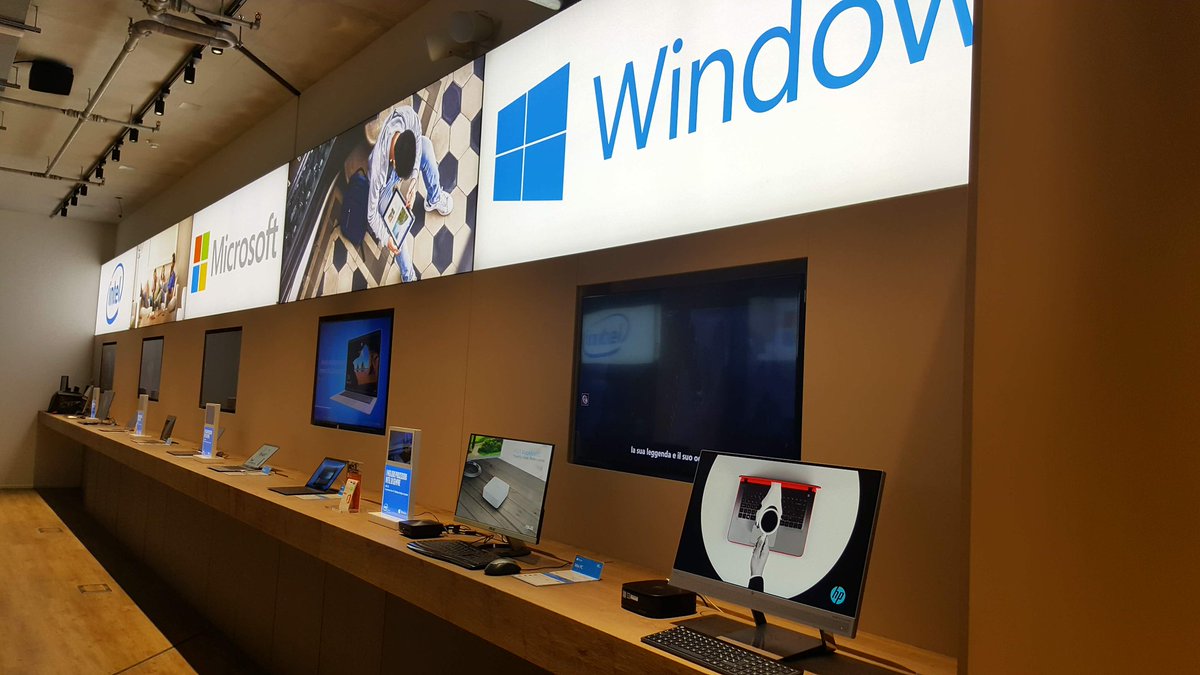 LucaTalotta's tweet photo. 832 finestre affacciate su Milano,  un edificio che nasce per supportare la collettività e idee innovative: #microsofthome https://t.co/2bkidthShf