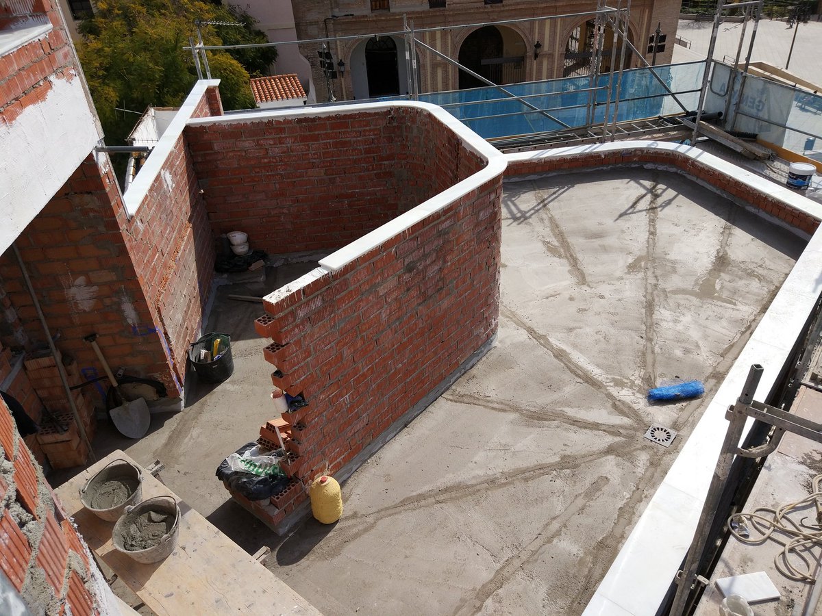 genaysa's tweet photo. Las líneas curvas predominan en el proyecto del edificio junto al Santuario de la Victoria. También en la cubierta 😉 https://t.co/AT2NK92BVO https://t.co/5DMUgTjKT2