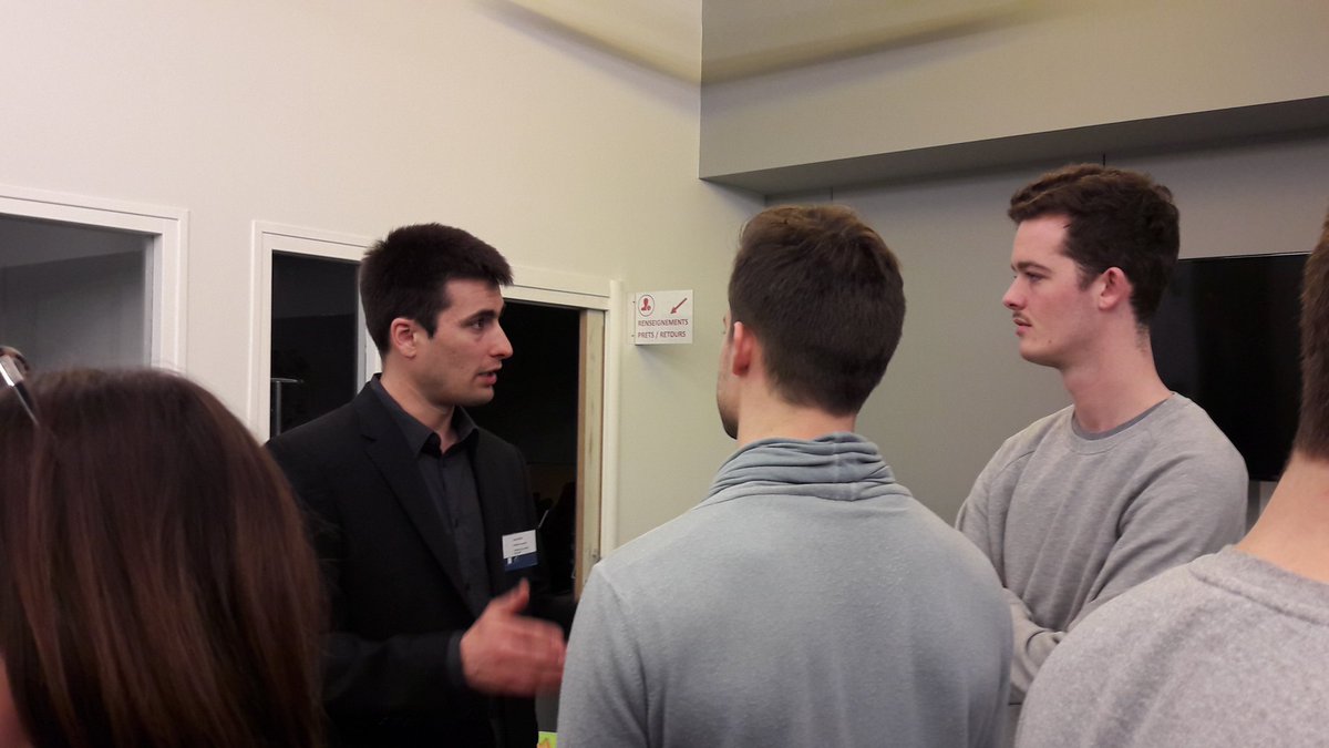 IAEnantes's tweet photo. #afterwork métier SI #Alatabledespros Merci Julien Bichon chef projet innov Info Banque Populaire #creerdulien entre étudiants et diplômés https://t.co/7OdQ8iTjJU