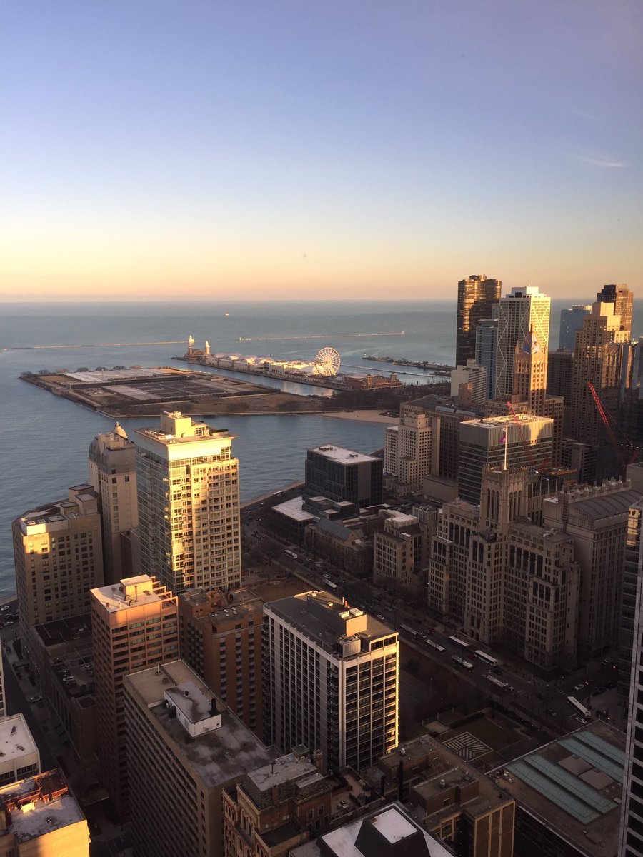 leopard_disco's tweet photo. I love this city #Chicago https://t.co/z0FwyEIdoI
