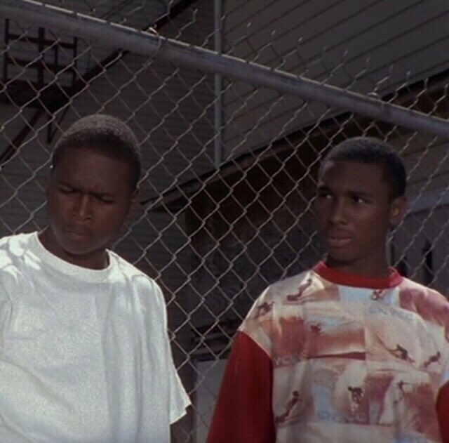Neef_Buck's tweet photo. Pic From "State Property 1" Movie We Were 15 Years Old Fresh Off The Block In Movie Theaters Across The U.S 🎥🎞 #TBT https://t.co/LI1iTDCksy
