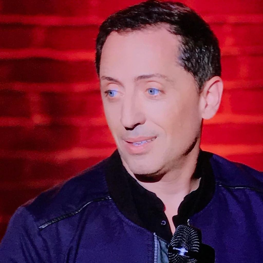 MilunaH's tweet photo. On peut même voir sa barbe de 3 heures lolll #netflix #hd #gadelmaleh #besthumorist #6ath… https://t.co/R5tLLohzvE https://t.co/Zt3qSabR6H