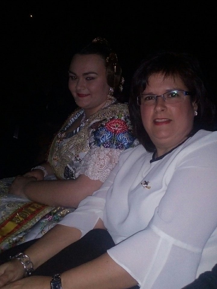 FallaBarridOnda's tweet photo. Comença la "XIV gala solidaridad fallera"
"IX Premios @ONCE_oficial "
#sompatrimoni
#fallessolidaries
#barridondasolidaria https://t.co/hXlI6cLQM7