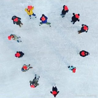 SocialTimes/Facebook tweet media