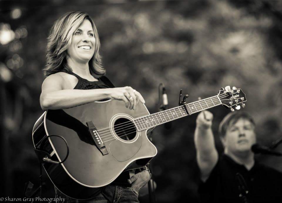 JavaJukeboxReho's tweet image. SUNDAY IN REHOBOTH BEACH - 
Christine Havrilla live on stage!
10a-1p Brunch menu, Bloody Mary bar, and more... @JavaJukeboxReho @Rillamusic