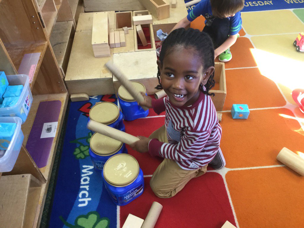 Railey_PK's tweet photo. #LCPK kids demonstrate inventiveness daily in class.
#Demonstrating problem solving skills https://t.co/fkZZmGnrRt