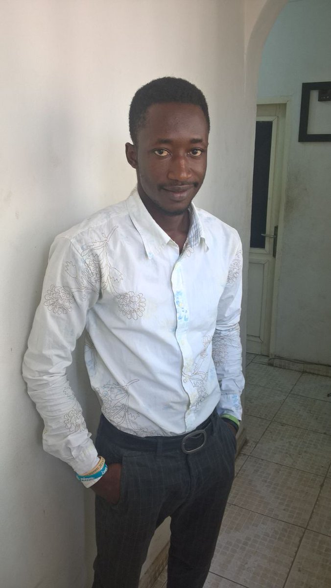 AbubakarrJall18's tweet photo. #February_19 is my birthday.
#Happy_me https://t.co/l8Z4OQZwdm