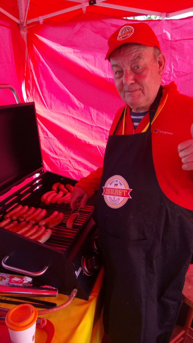 Botwurst's tweet photo. Fab day catering for 120 school kids at @bartonpeveril as part of their German day today. Great to make contact with @GI_London1 too 🇩🇪 https://t.co/Ed3XEdXqgy