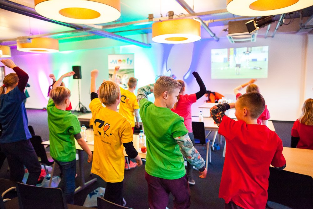 De officiële lancering van Moofy vond gisteren plaats. Bewegen in én met de klas! Samen met partners <a href="/CedinAdvies/">CEDIN</a> <a href="/nijhabv/">Nijha bv</a> <a href="/JCFoundation/">Johan Cruyff Foundation</a>!